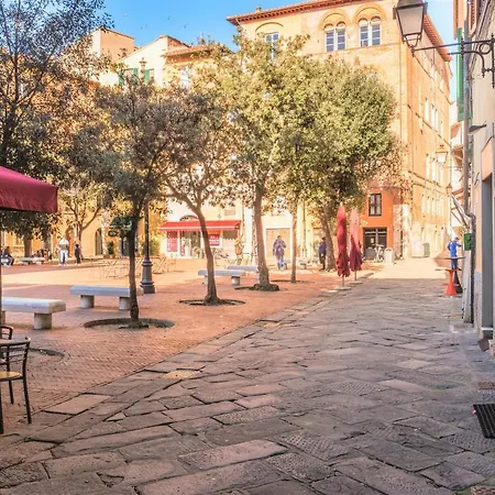 Hostly - La Pera - 2 Bedrooms, Full Center Apartment Pisa